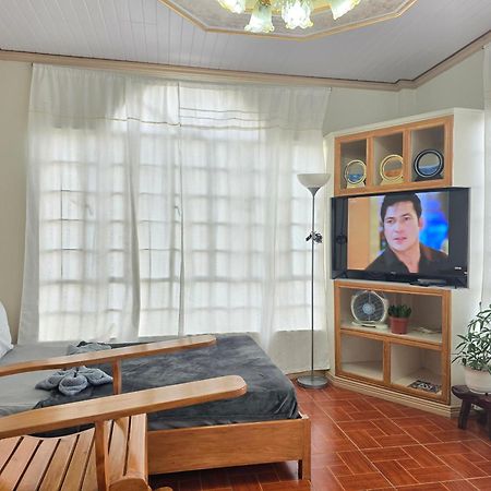 35 Amistad Guesthouse Baguio City Extérieur photo